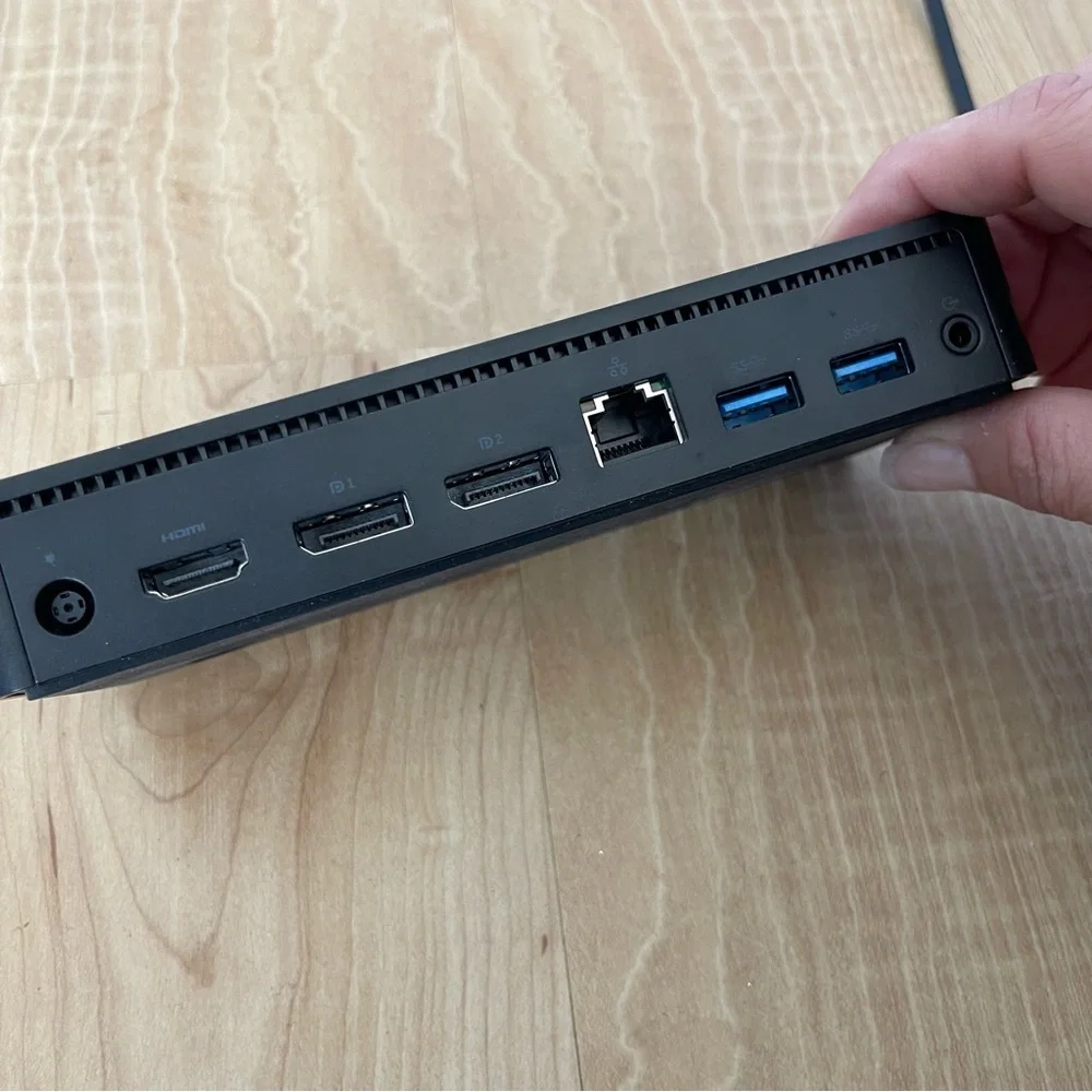 Dell Docking Station D6000